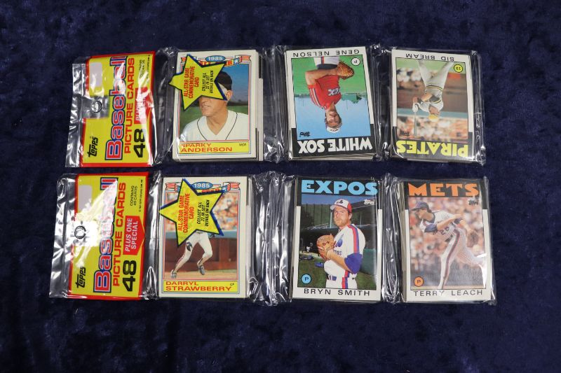 Photo 1 of Lot of 2 1986 Topps Baseball rack packs (sealed)
