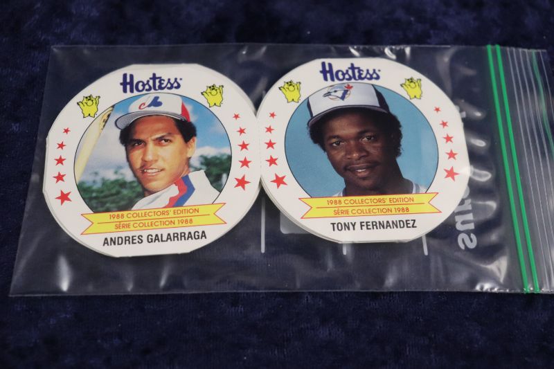 Photo 1 of 1988 Hostess 24 card Baseball uncut pogs 