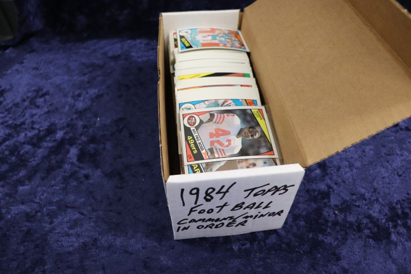 Photo 1 of 1984 Topps Football commons/minor stars 500+ cards in order