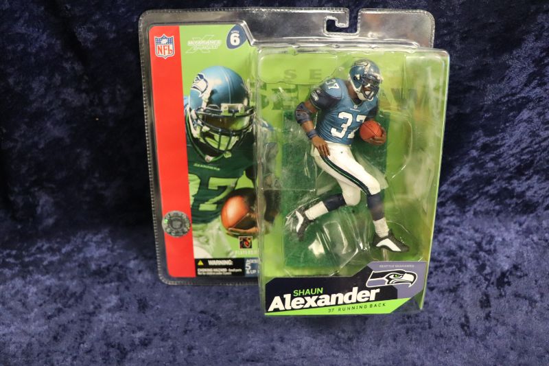 Photo 1 of Shaun Alexander 2003 McFarlane (sealed)