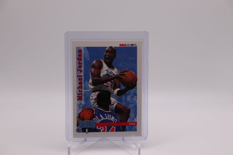 Photo 1 of Michael Jordan 1992 Hoops (Mint)