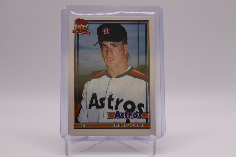 Photo 1 of Jeff Bagwell 1991 Topps Traded ROOKIE (Mint)
