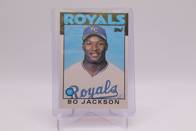 Photo 1 of Bo Jackson 1986 Topps Traded ROOKIE (Mint)