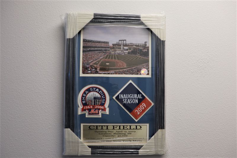 Photo 1 of NY Mets Citi Field Inaugural Season Plaque w/Patches 14x20