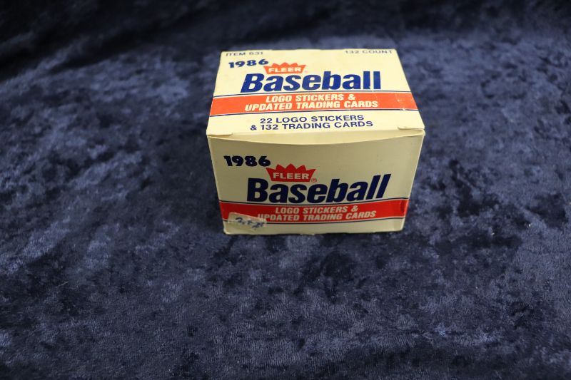Photo 1 of 1986 Fleer Baseball Update complete set (Bonds,Canseco) ROOKIES