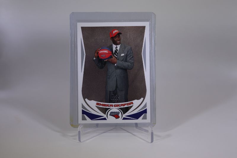 Photo 1 of Emeka Okafor 2004 Topps ROOKIE (Mint) 