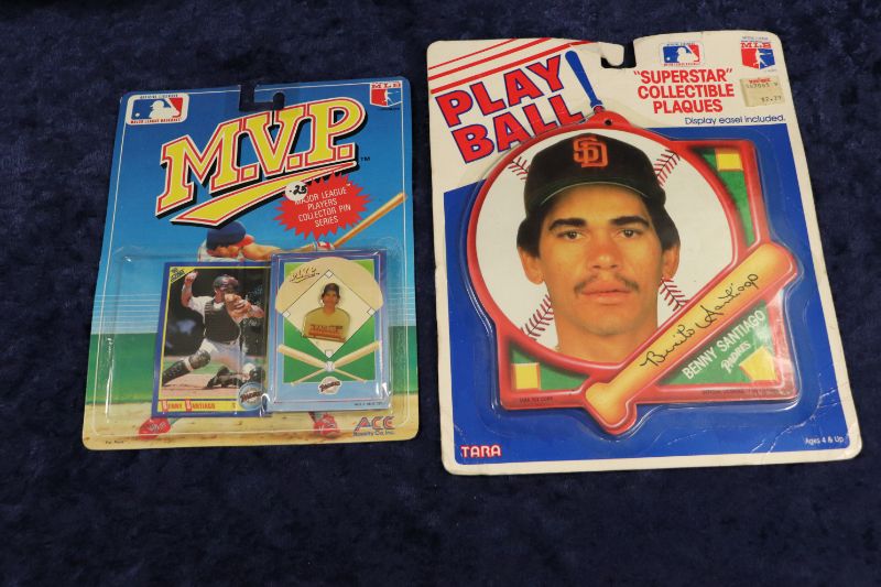 Photo 1 of Benito Santiago MVP pin/card and Player plaque