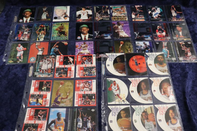 Photo 1 of 45 Basketball cards in pages b