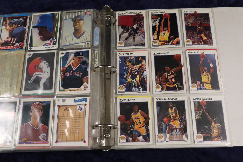 Photo 5 of Over 130 Baseball cards in white binder