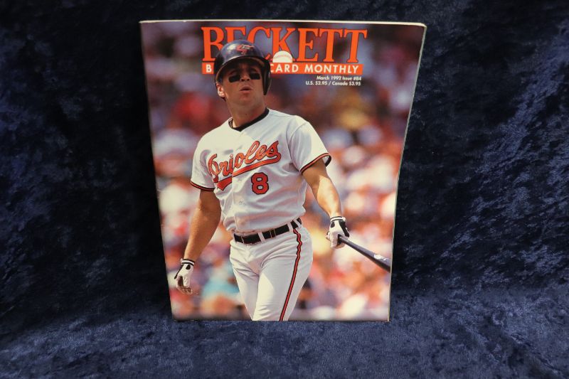 Photo 1 of Cal Ripken cover of 1992 Beckett