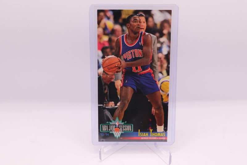 Photo 1 of Isiah Thomas 1993 Fleer oversized (Mint)