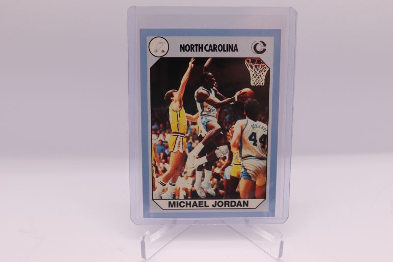 Photo 1 of Michael Jordan 1990 Tarheel collection (Mint) #3