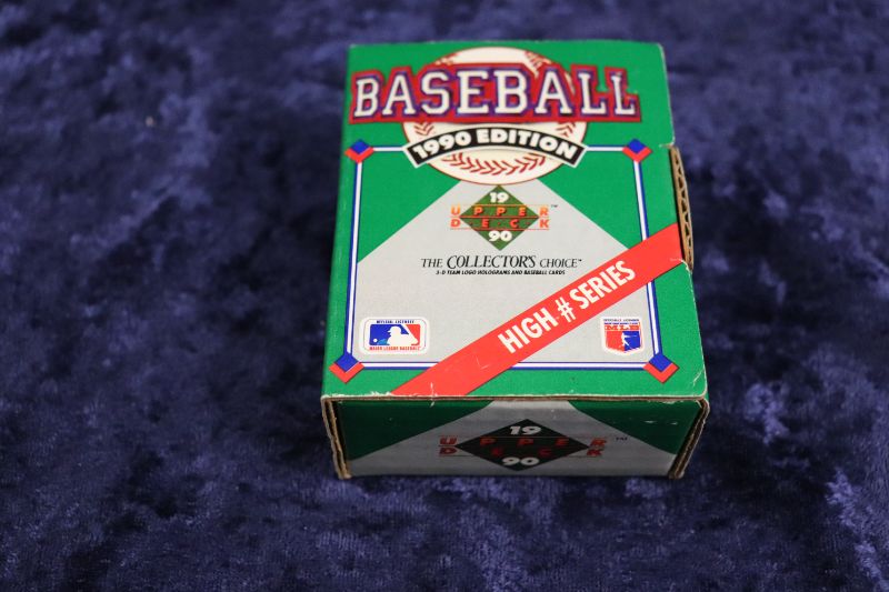 Photo 1 of 1990 Upper Deck Baseball High # Series set