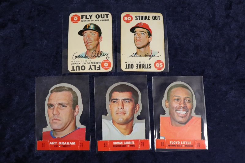 Photo 1 of 1968 Topps inserts 2-Baseball, 3 Football