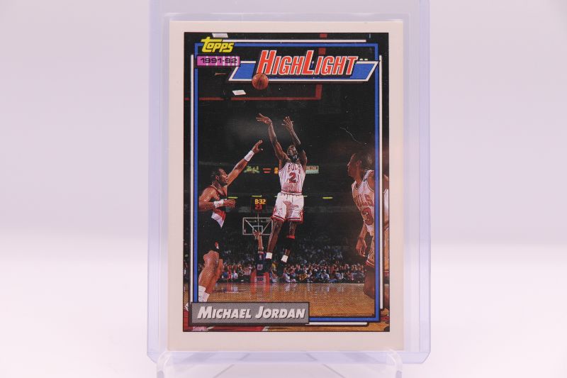 Photo 1 of Michael Jordan 1992 Topps Highlight (Mint) 3