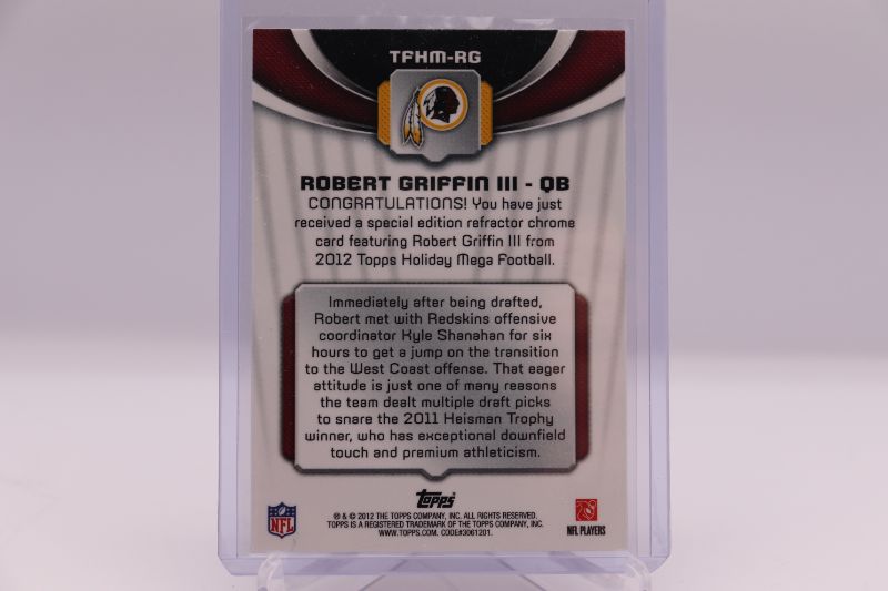 Photo 2 of Robert Griffin III 2012 Topps ROOKIE REFRACTOR (Mint)