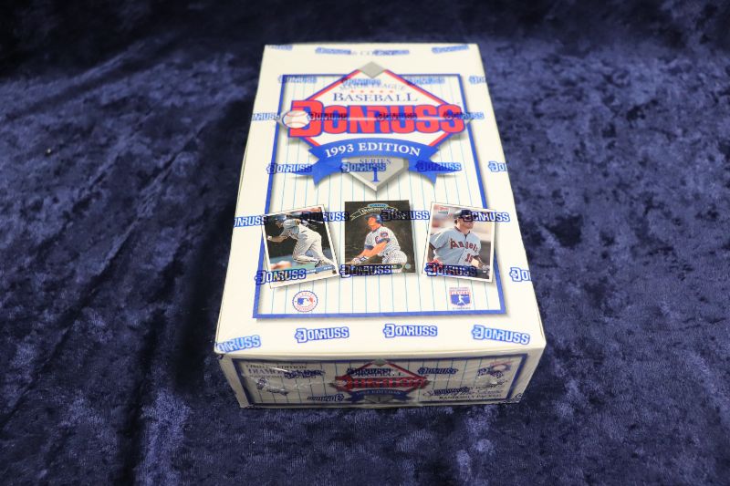Photo 1 of 1993 Donruss Baseball Series 1 wax box (Sealed)