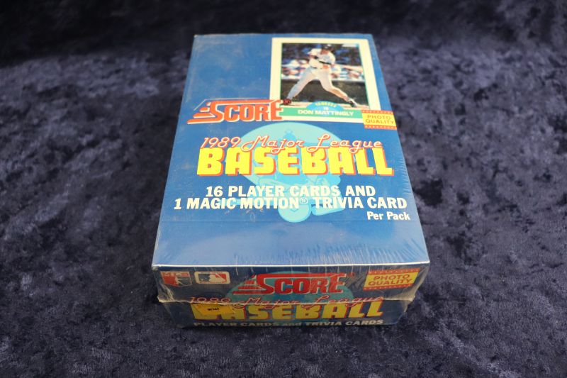 Photo 1 of 1989 Score Baseball wax box (Sealed)