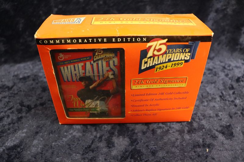 Photo 1 of Tiger Woods 1999 Wheaties Mini 24k Gold Edition (Sealed)