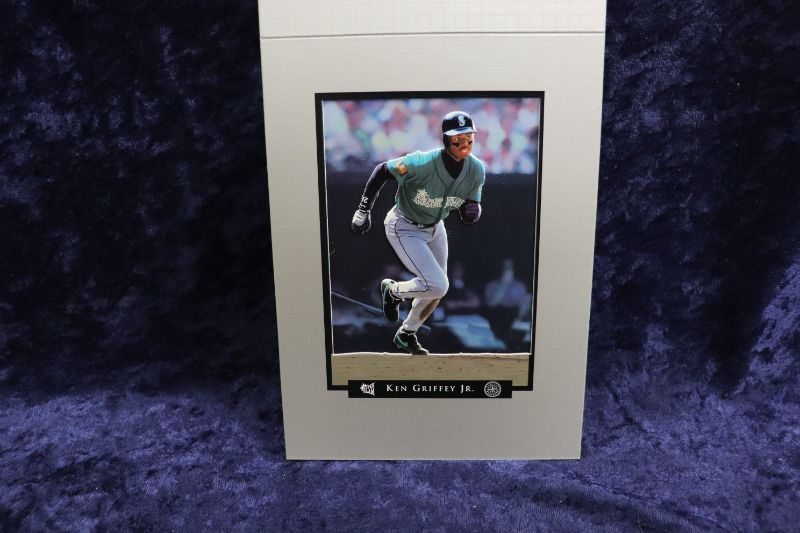 Photo 2 of Ken Griffey Jr 1994 folding 3-D card 5.5x7.5 folded (RARE)