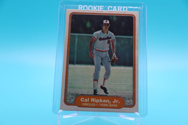 Photo 1 of Cal Ripken Jr 1982 Fleer ROOKIE (NrMt)