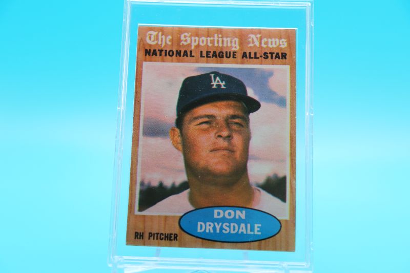 Photo 1 of Don Drysdale 1962 Topps sn (NrMt) in premium holder