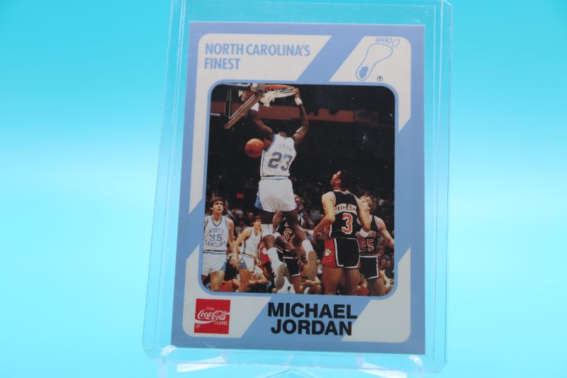 Photo 1 of Michael Jordan 1989 Collegiate (Mint) 15