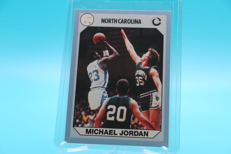 Photo 1 of Michael Jordan 1989 Collegiate (Mint) 61