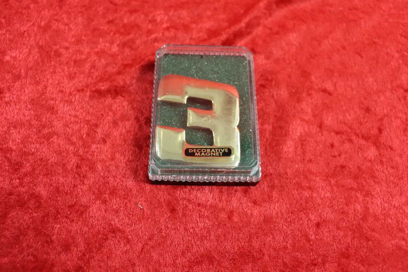 Photo 1 of Gold color “3” magnet 2.5” (new)
