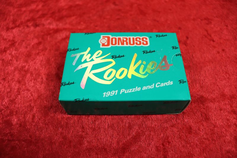 Photo 1 of 1991 Donruss Baseball The ROOKIES (Sealed) Bagwell, Pudge