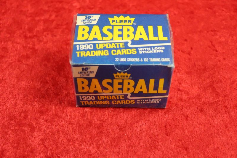 Photo 1 of 1990 Fleer Baseball Update set (Sealed)