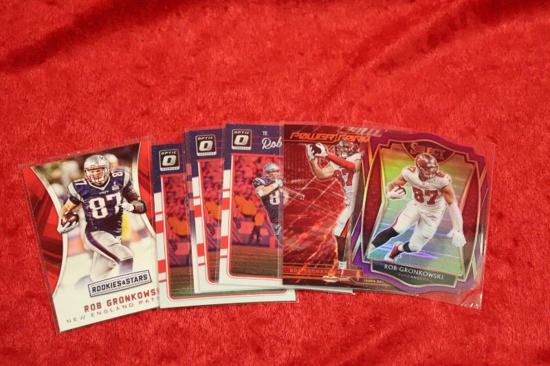 Photo 1 of Rob Gronkowski 7 card lot w/parallel die cut (Mint)