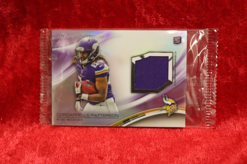 Photo 1 of Cordarrelle Patterson 2013 Topps Platinum ROOKIE jersey card (Sealed)