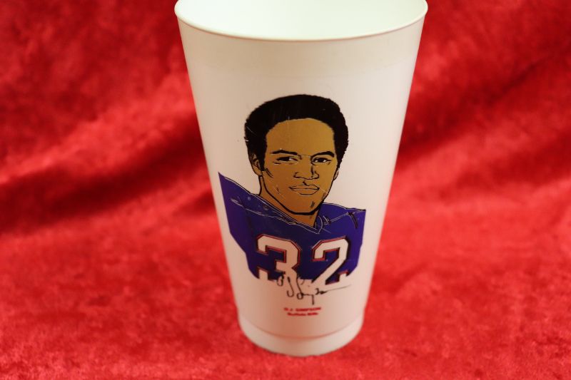 Photo 1 of O.J. Simpson 1972 Slurpee Cup 7-11 RARE (VG+)