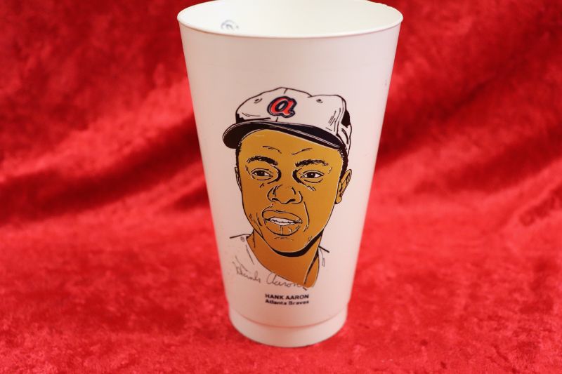 Photo 1 of Hank Aaron 1972 Slurpee Cup 7-11 (EX)