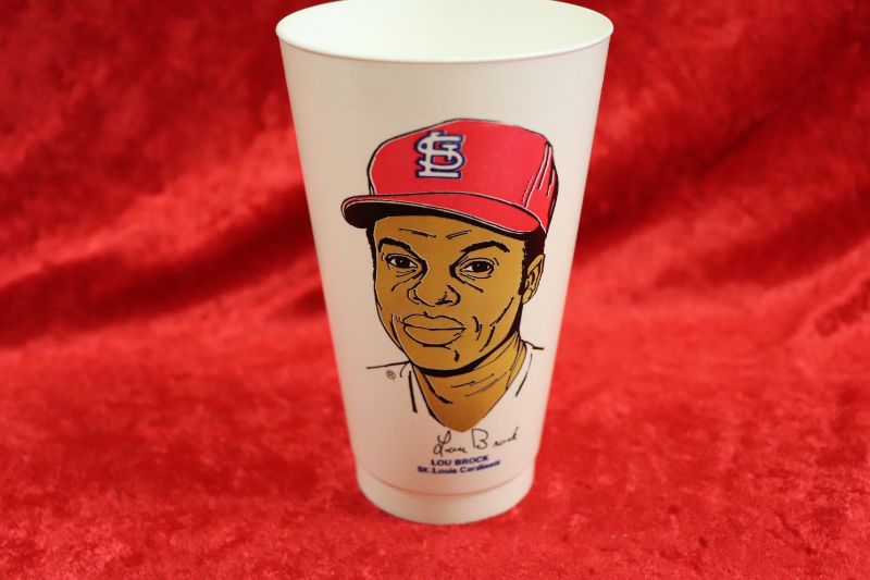 Photo 1 of Lou Brock 1972 Slurpee Cup 7-11 (EX)