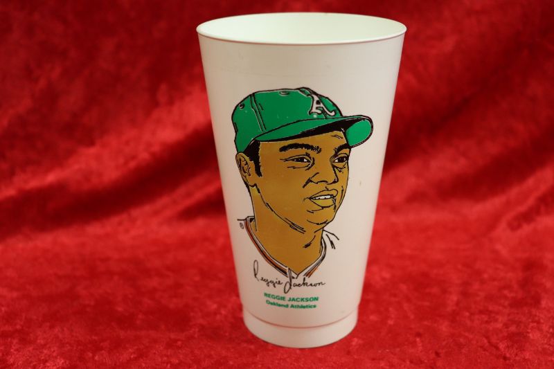 Photo 1 of Reggie Jackson 1972 Slurpee Cup 7-11 (EX)