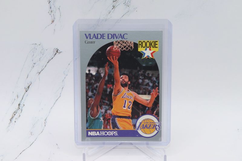 Photo 1 of Vlade Divac 1990 Hoops ROOKIE (Mint)