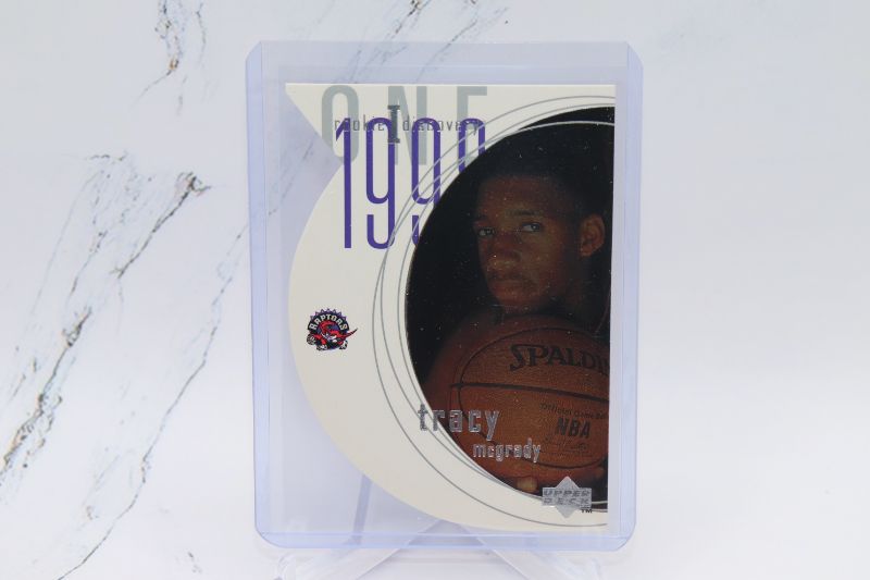 Photo 1 of Tracy McGrady 1998 UD ROOKIE discovery Diecut (Mint)