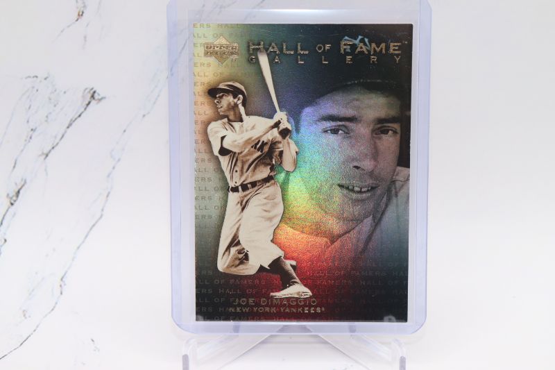 Photo 1 of Joe Dimaggio 2001 UD (Mint) G5