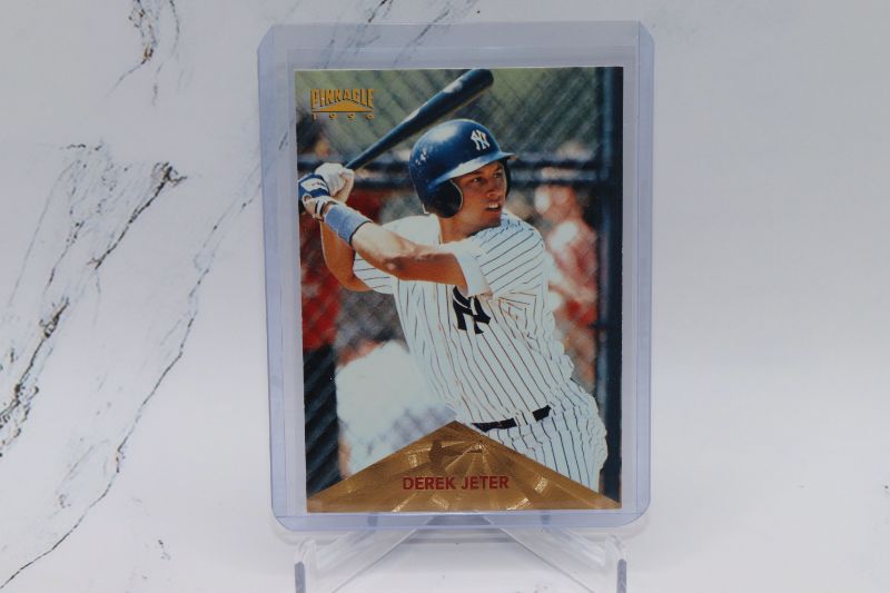 Photo 1 of Derek Jeter Pinnacle ROOKIE (Mint)