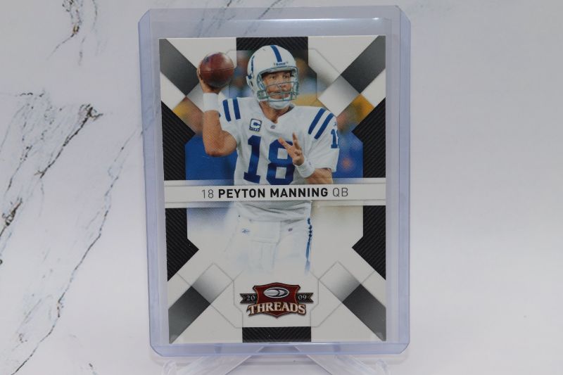 Photo 1 of Peyton Manning 2009 Donruss Threads (Mint)