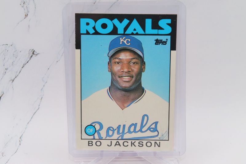 Photo 1 of Bo Jackson 1986 Topps Traded ROOKIE (Mint)