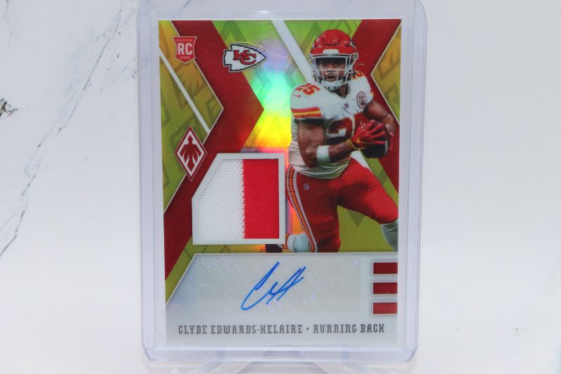 Photo 1 of Clyde Edwards Helaire 2020 ROOKIE/Patch/auto (Mint) #’d /50