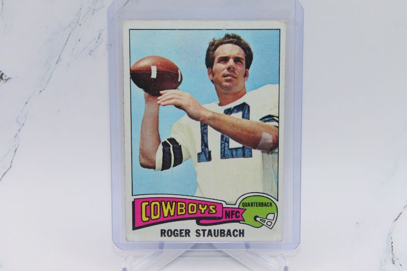 Photo 1 of Roger Staubach 1975 Topps (EX+)
