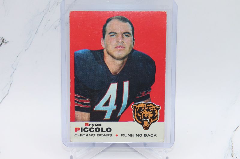 Photo 1 of Bryon Piccolo 1969 Topps ROOKIE (EX+)