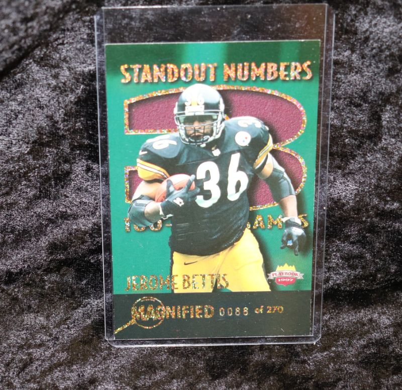 Photo 1 of Jerome Bettis 1997 Magnified Gold #’d /270 (Mint) 3”x4.5”
