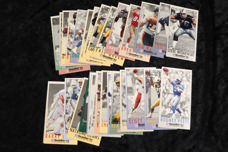 Photo 1 of 32 card lot 1993 Fleer Football Gameday cards 2.5”x4.5” 
