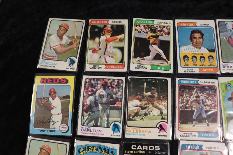 Photo 2 of 24 card lot early 1970’s Topps Baseball stars (G-EX)