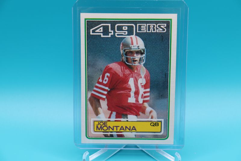 Photo 1 of Joe Montana 1983 Topps (EX-NrMt)